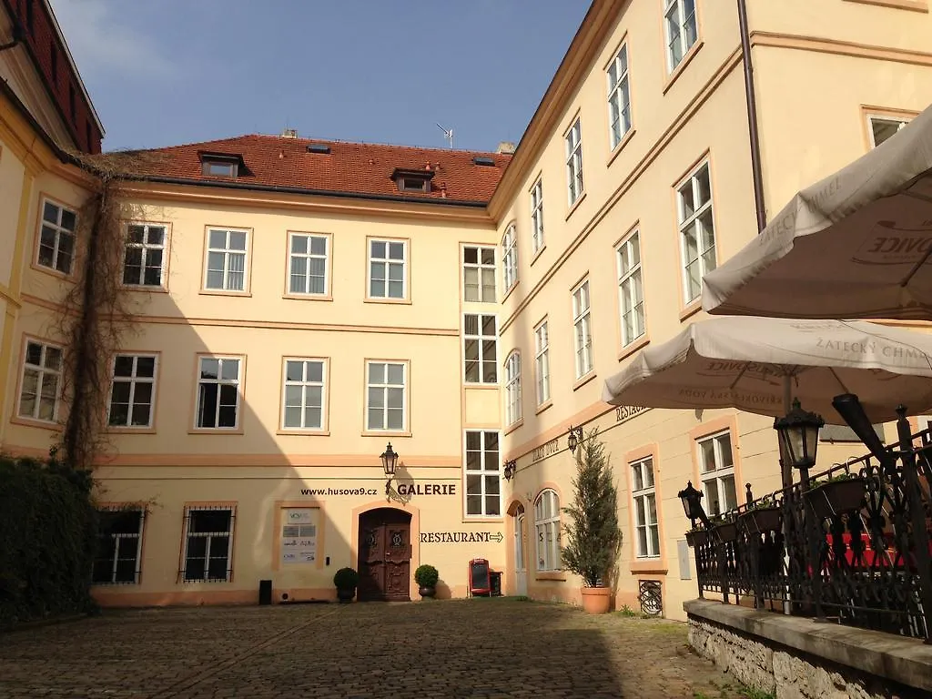 Husova Apartments Prague