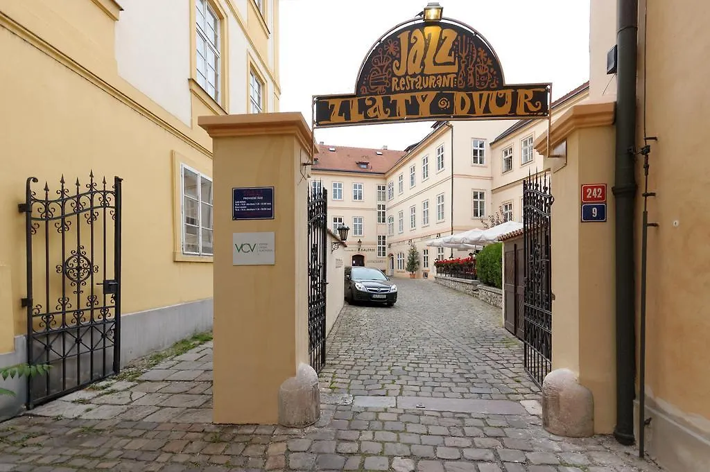 Husova Apartments Prague 0*,